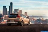 volvo_2013_v40_cross_country_009.jpg