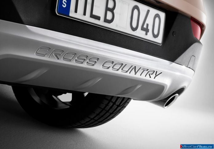 2013 Volvo V40 Cross Country - фотография 16 из 28