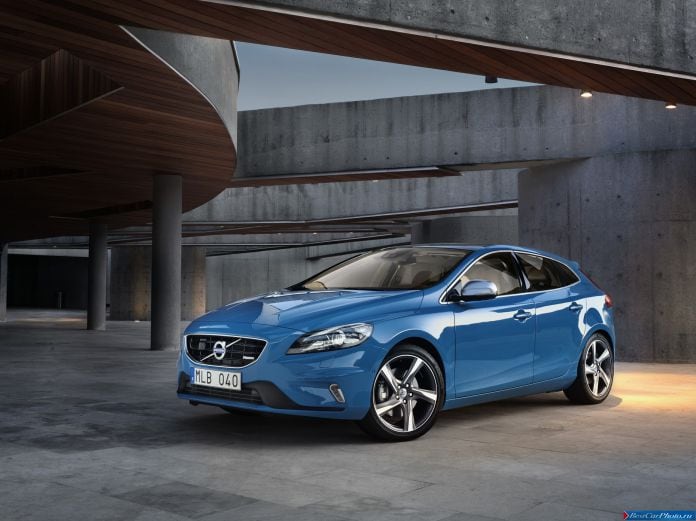 2013 Volvo V40 R-design - фотография 1 из 14