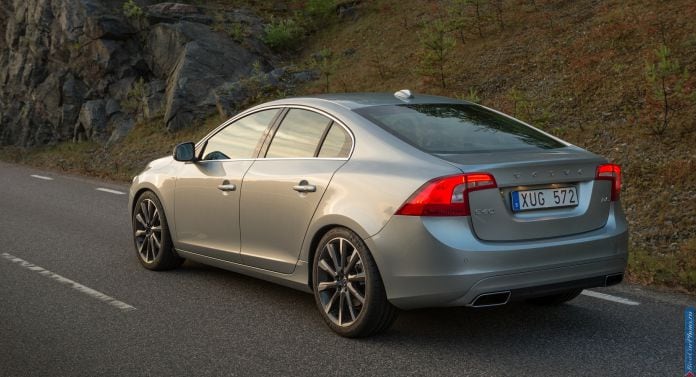 2014 Volvo S60 - фотография 4 из 53