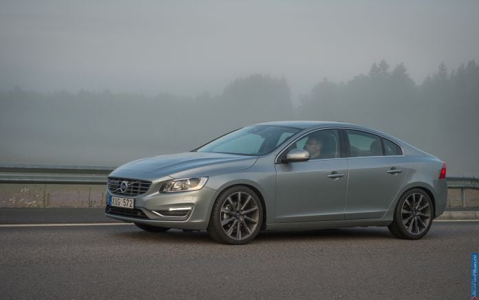 2014 Volvo S60 - фотография 8 из 53