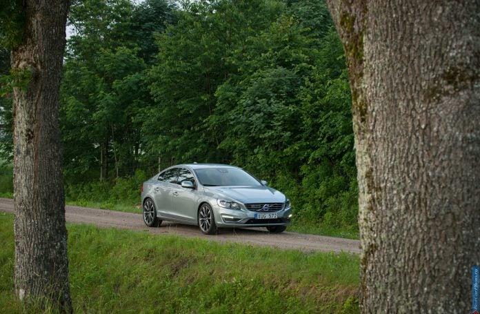 2014 Volvo S60 - фотография 12 из 53