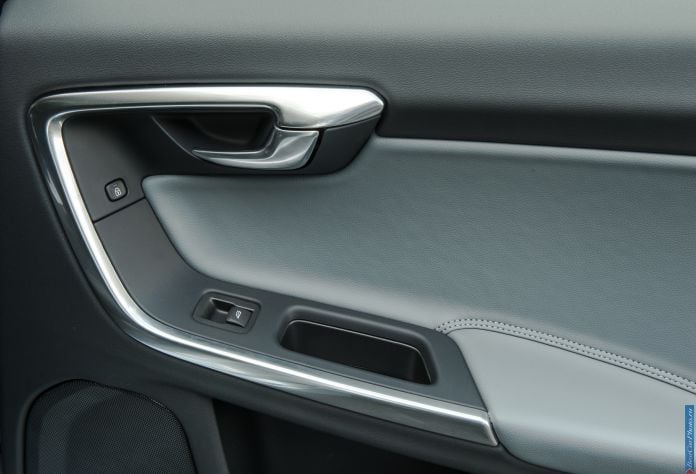 2014 Volvo S60 - фотография 49 из 53