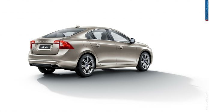 2014 Volvo S60L - фотография 2 из 4