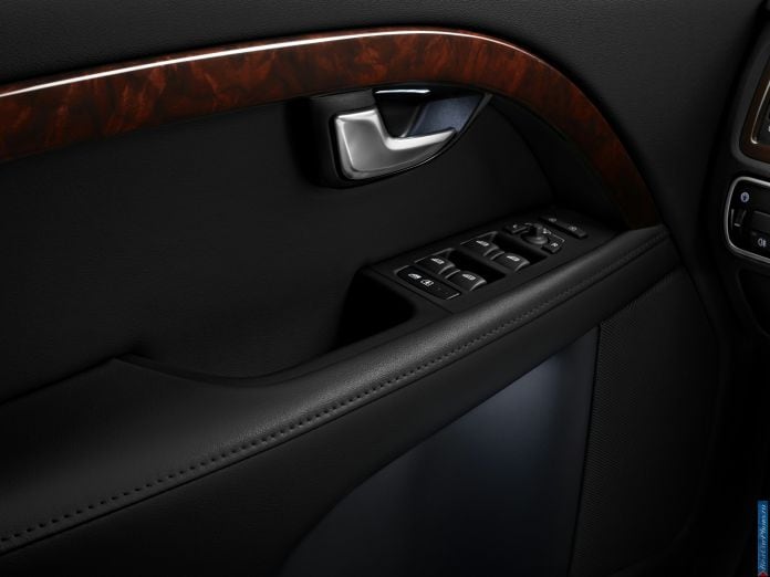 2014 Volvo S80 - фотография 24 из 41