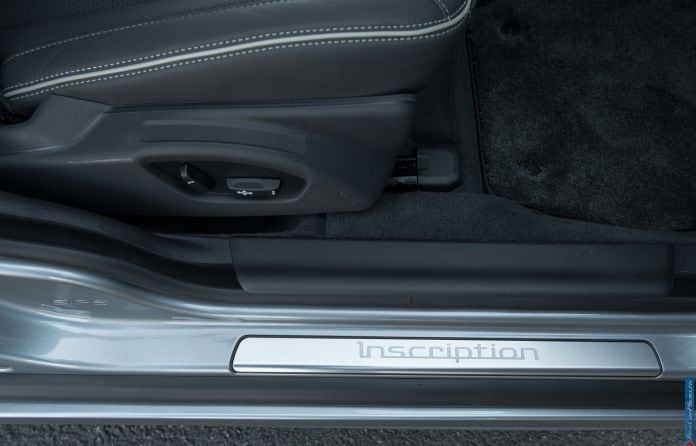 2014 Volvo S80 - фотография 32 из 41