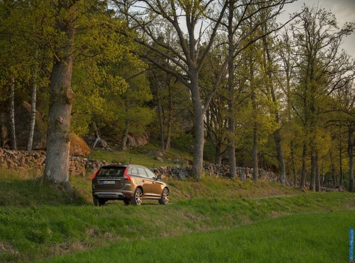 2014 Volvo XC60 - фотография 12 из 57
