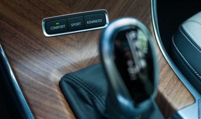 2014 Volvo XC60 - фотография 36 из 57