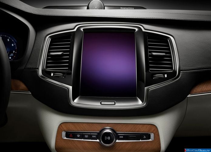 2015 Volvo XC90 - фотография 92 из 149