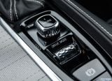 volvo_2015_xc90_r_design_069.jpg