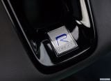 volvo_2015_xc90_r_design_077.jpg