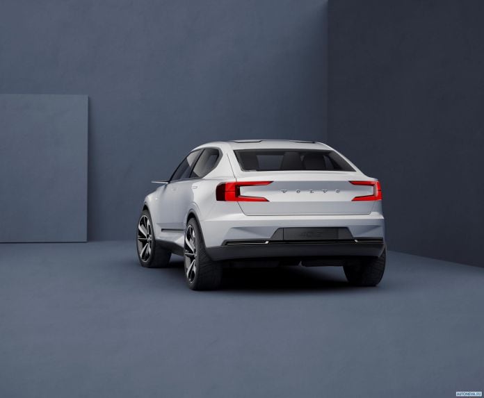 2016 Volvo 40.2 Concept - фотография 2 из 28