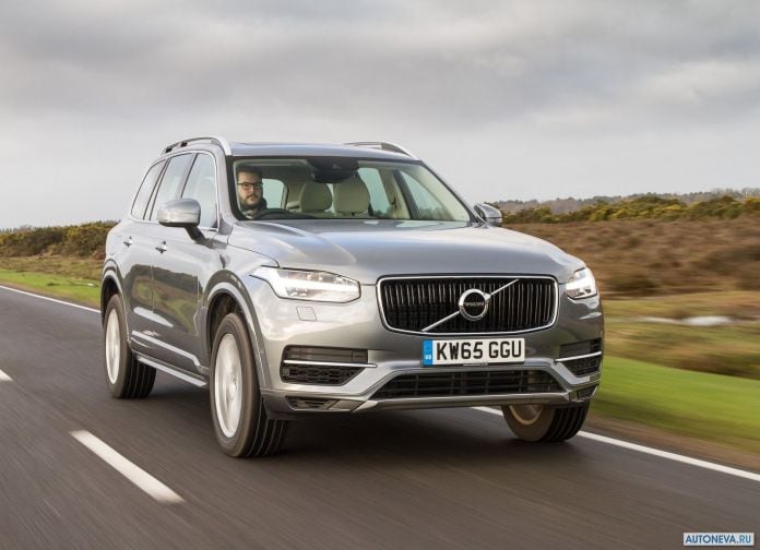 2016 Volvo XC90 T8 Twin Engine - фотография 12 из 149