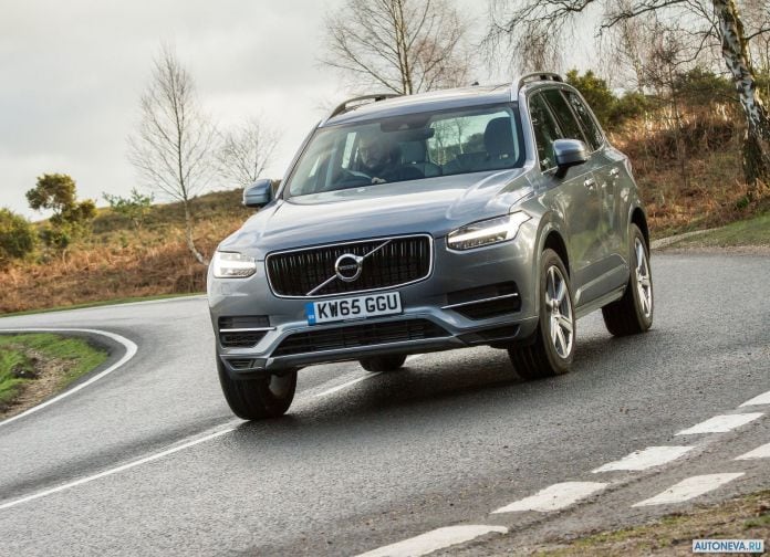 2016 Volvo XC90 T8 Twin Engine - фотография 17 из 149