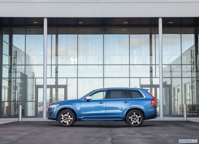 2016 Volvo XC90 T8 Twin Engine - фотография 30 из 149
