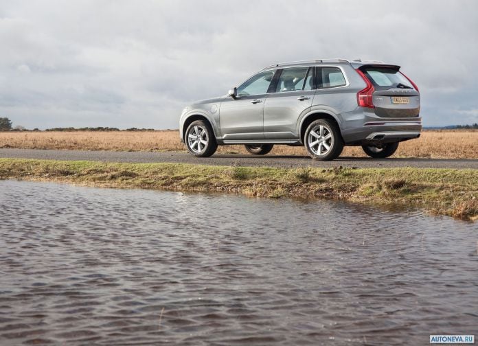 2016 Volvo XC90 T8 Twin Engine - фотография 39 из 149