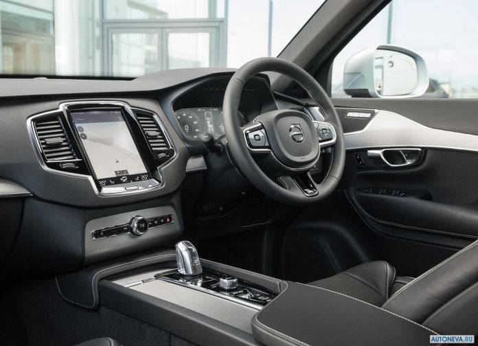 2016 Volvo XC90 T8 Twin Engine - фотография 62 из 149