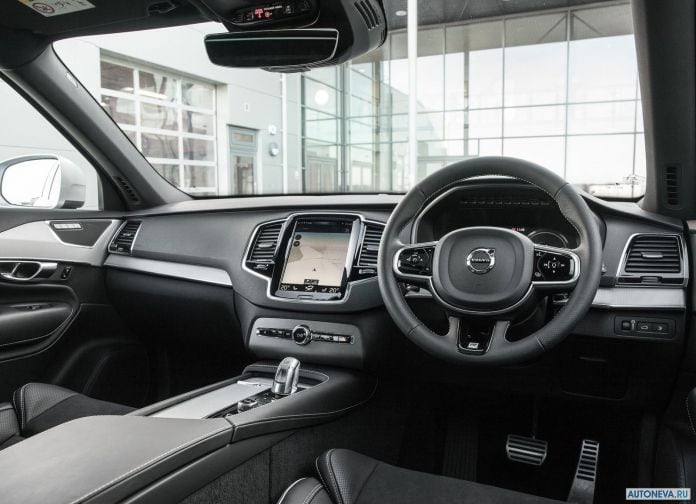 2016 Volvo XC90 T8 Twin Engine - фотография 64 из 149