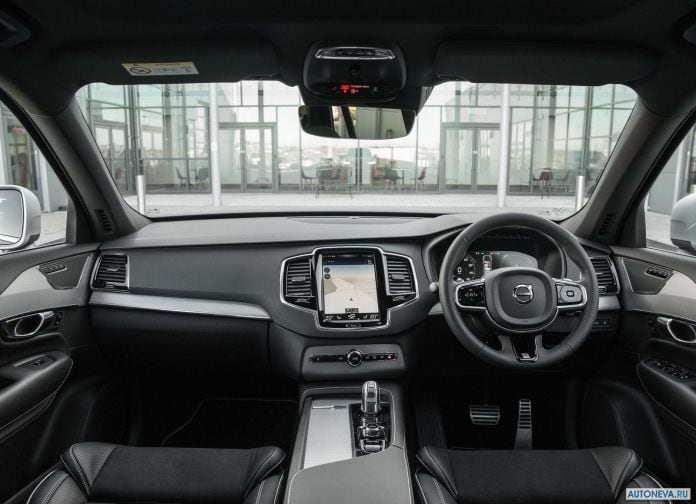 2016 Volvo XC90 T8 Twin Engine - фотография 67 из 149