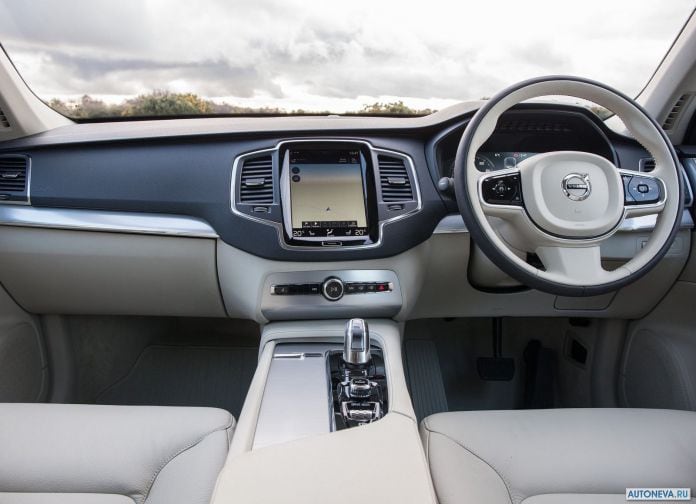 2016 Volvo XC90 T8 Twin Engine - фотография 68 из 149