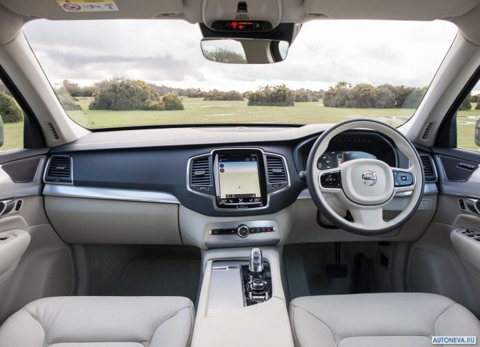 2016 Volvo XC90 T8 Twin Engine - фотография 69 из 149