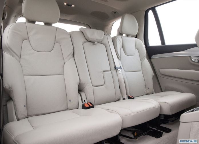 2016 Volvo XC90 T8 Twin Engine - фотография 75 из 149