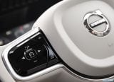 volvo_2016_xc90_t8_twin_engine_095.jpg