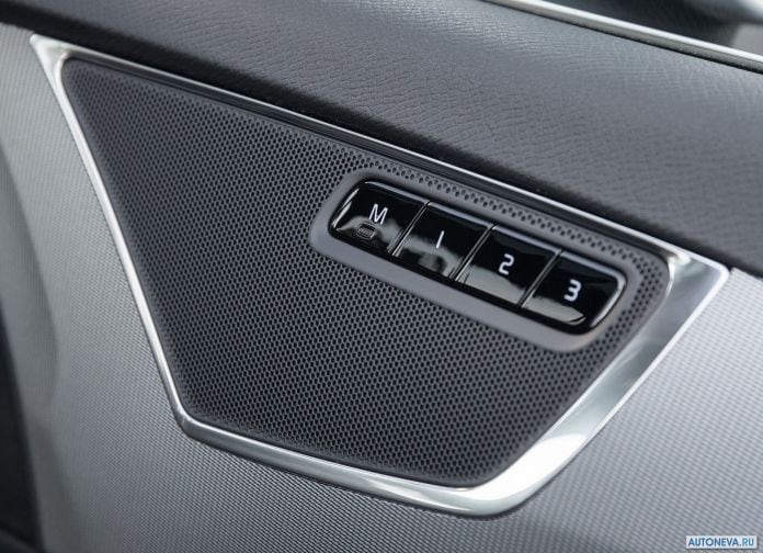 2016 Volvo XC90 T8 Twin Engine - фотография 101 из 149