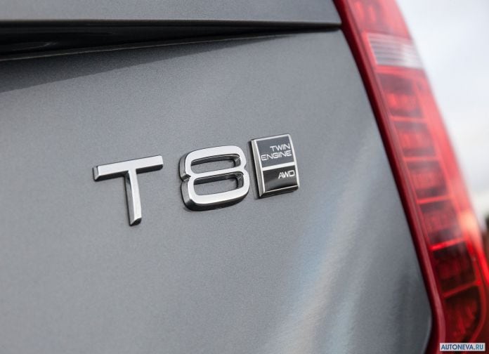2016 Volvo XC90 T8 Twin Engine - фотография 141 из 149