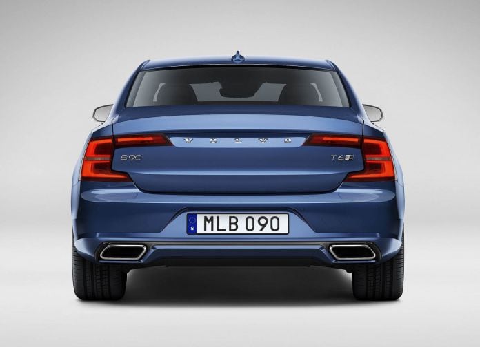 2017 Volvo S90 R-design - фотография 9 из 21