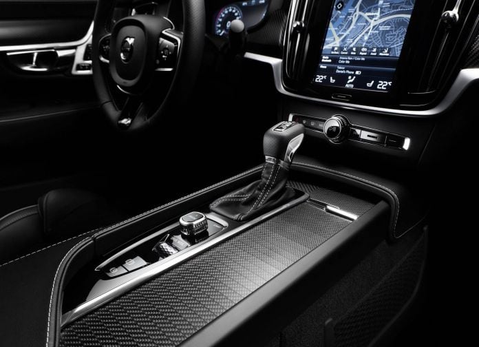 2017 Volvo S90 R-design - фотография 15 из 21
