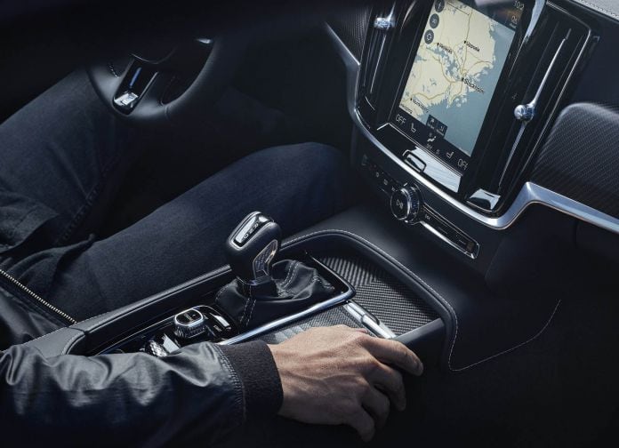 2017 Volvo S90 R-design - фотография 16 из 21