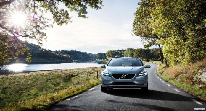 2017 Volvo V40 - фотография 5 из 28