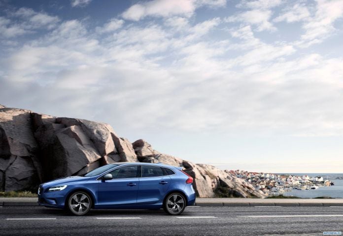 2017 Volvo V40 - фотография 9 из 28