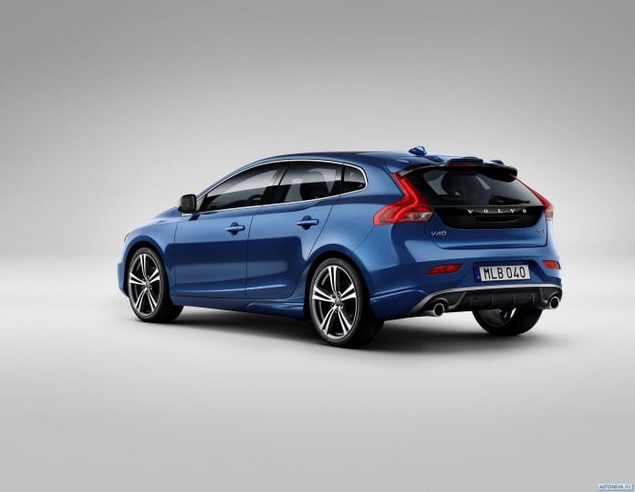 2017 Volvo V40 - фотография 19 из 28