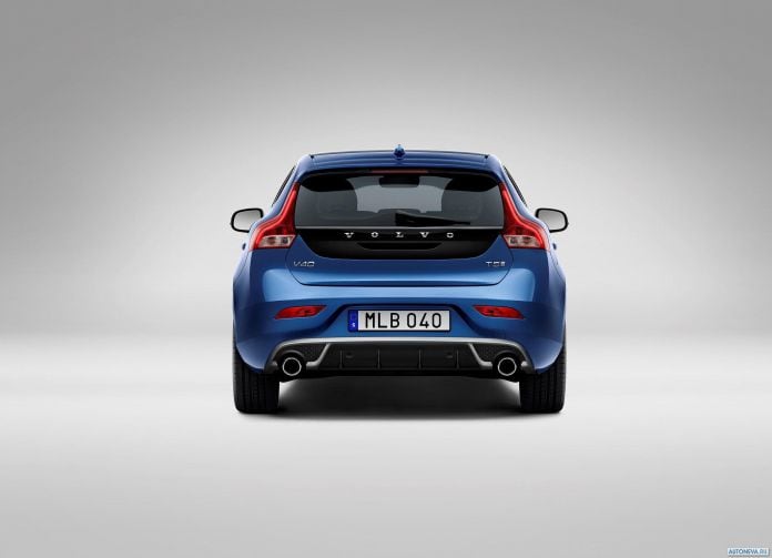 2017 Volvo V40 - фотография 24 из 28