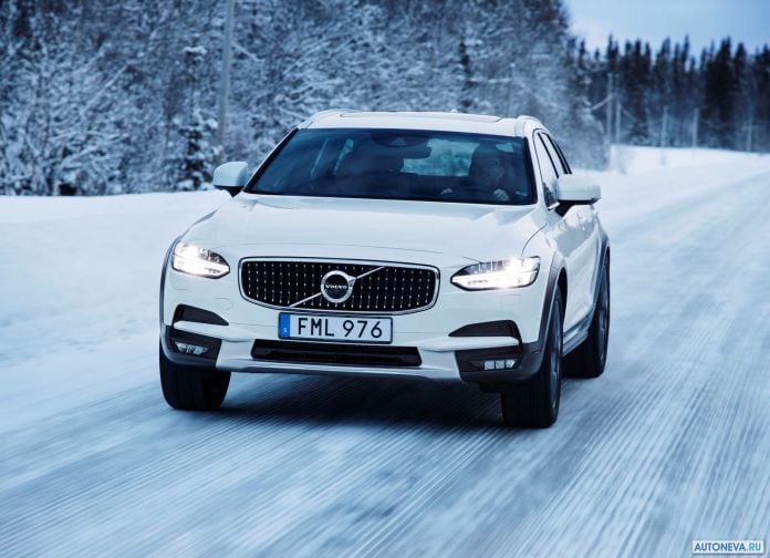 2017 Volvo V90 Cross Country - фотография 8 из 79