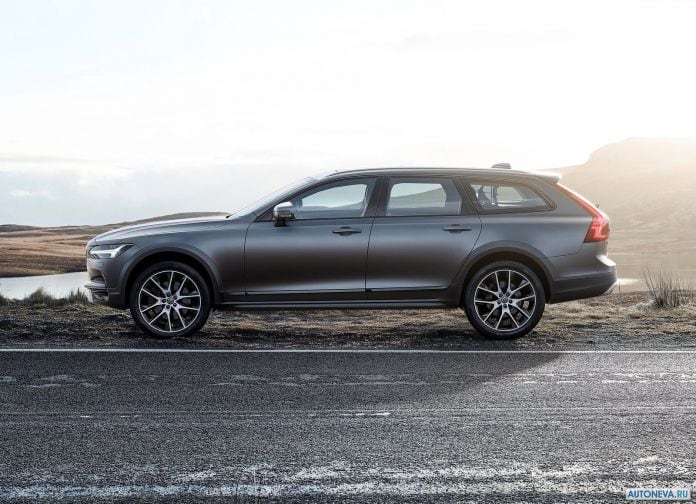 2017 Volvo V90 Cross Country - фотография 12 из 79