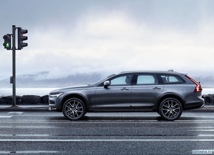 2017 Volvo V90 Cross Country - фотография 13 из 79