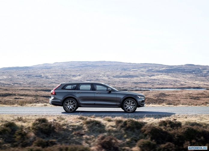2017 Volvo V90 Cross Country - фотография 17 из 79