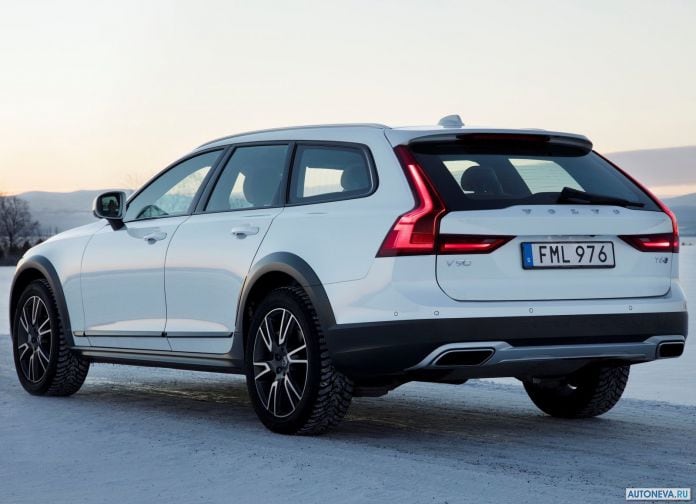 2017 Volvo V90 Cross Country - фотография 21 из 79