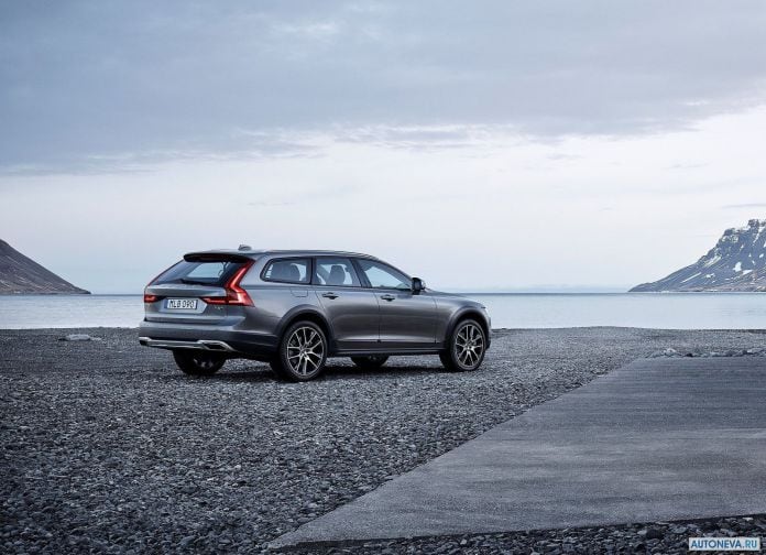 2017 Volvo V90 Cross Country - фотография 26 из 79