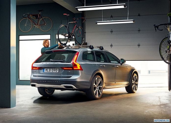 2017 Volvo V90 Cross Country - фотография 34 из 79