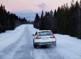 volvo_2017_v90_cross_country_041.jpg