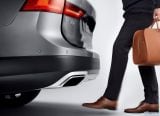 volvo_2017_v90_cross_country_069.jpg