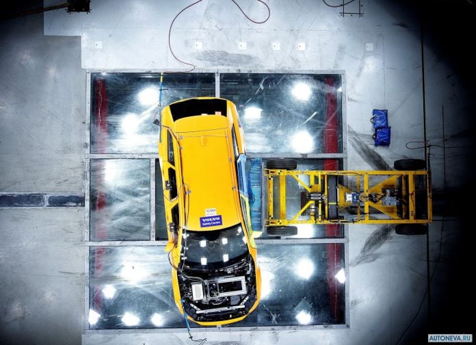 2017 Volvo V90 Cross Country - фотография 75 из 79