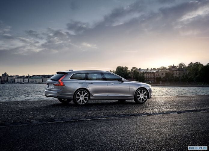 2017 Volvo V90 Estate - фотография 12 из 45