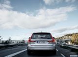 volvo_2017_v90_estate_016.jpg