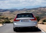 volvo_2017_v90_estate_017.jpg