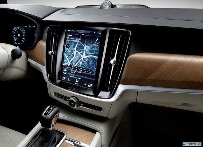 2017 Volvo V90 Estate - фотография 34 из 45